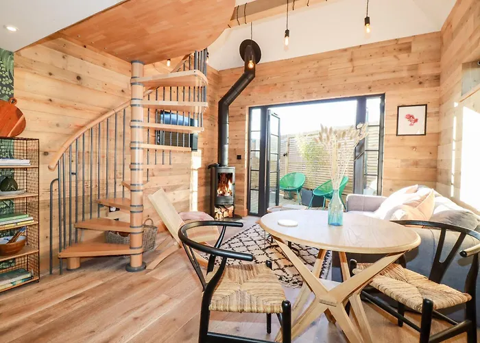 Little Beach Cabin